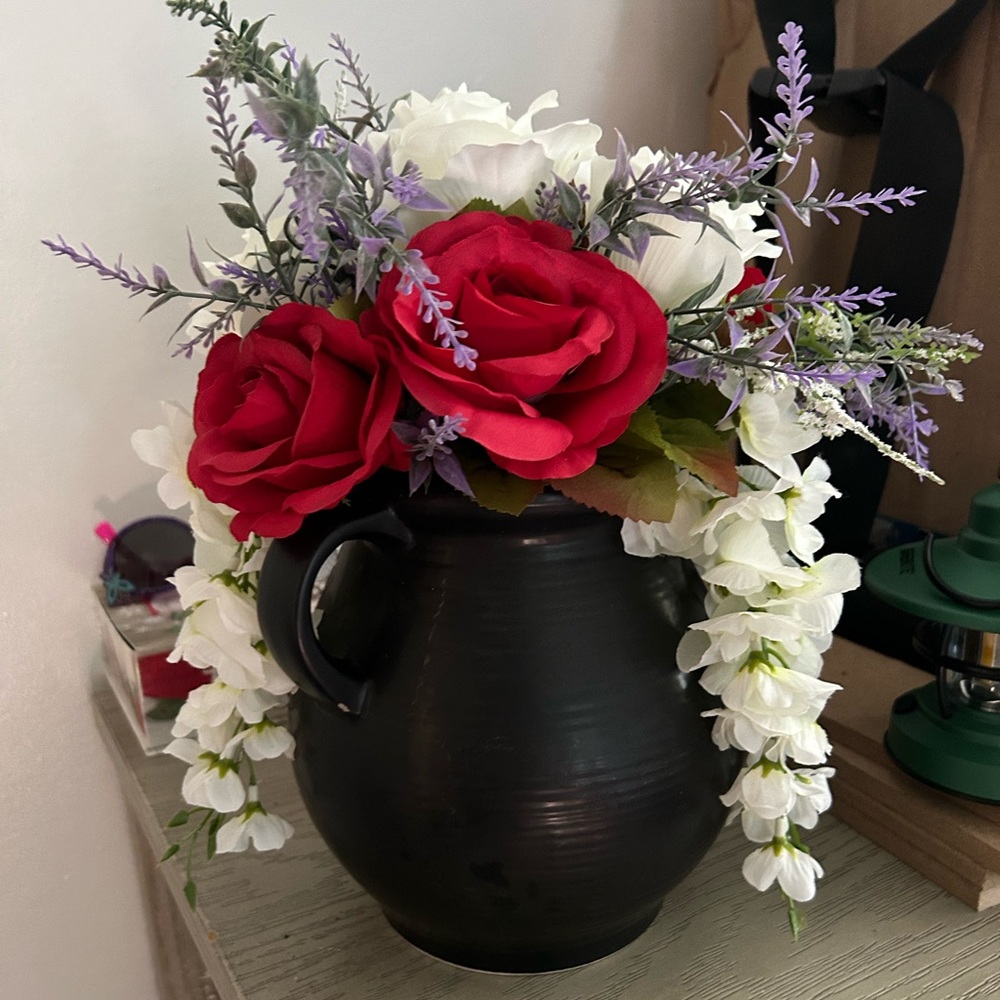Flower vase